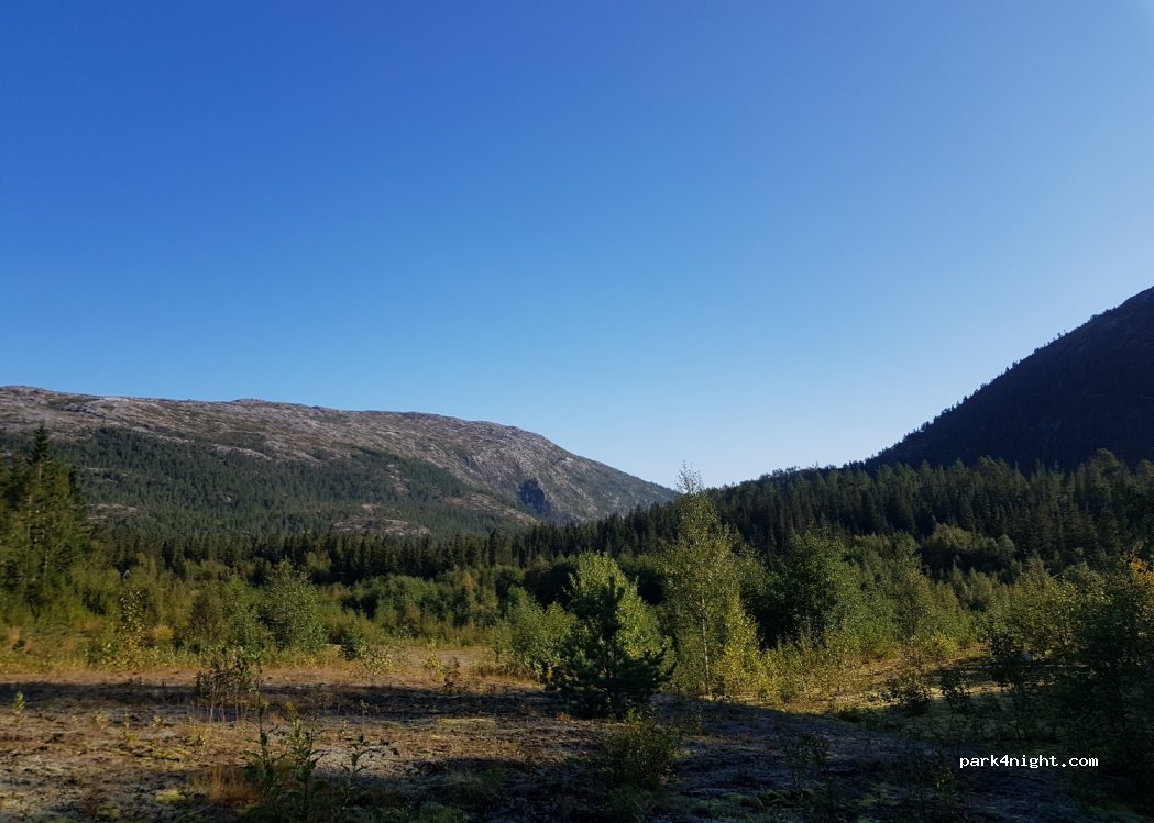 (8897) Bardalssjøen - Unnamed Road — foto 2