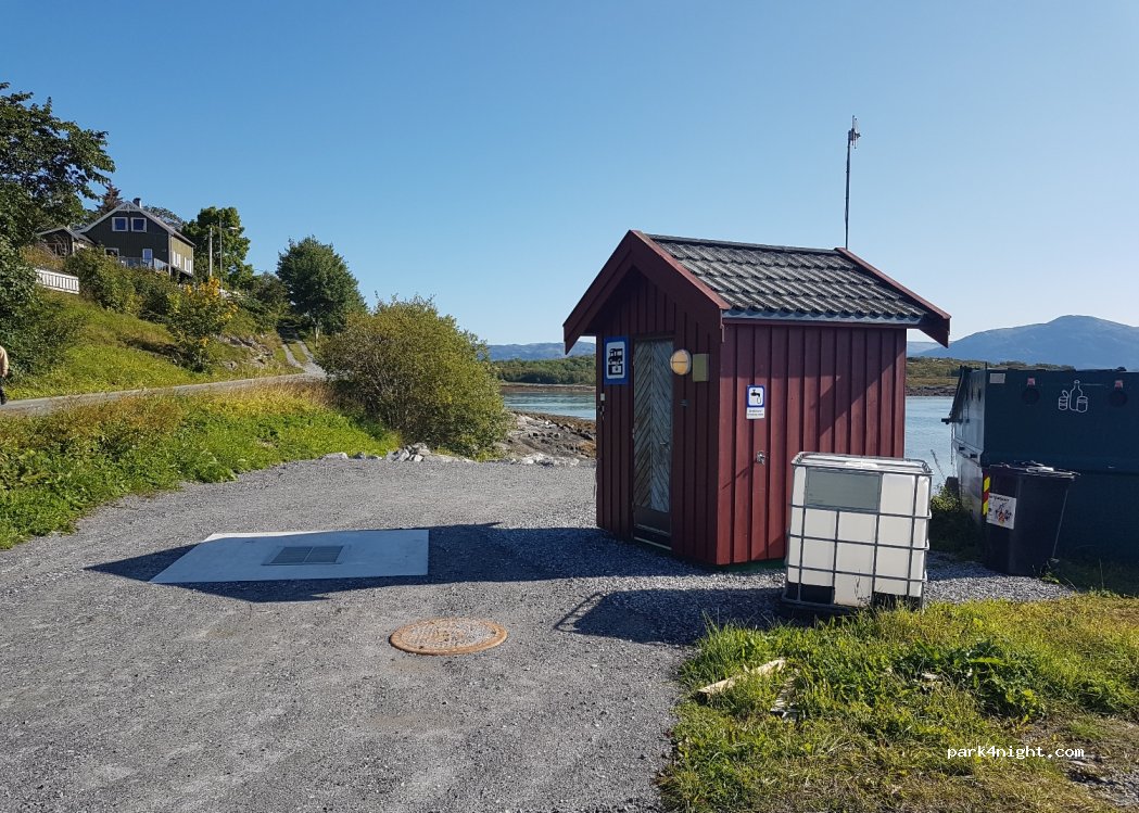 (8860) Tjøtta - 1 Svinesveien — foto