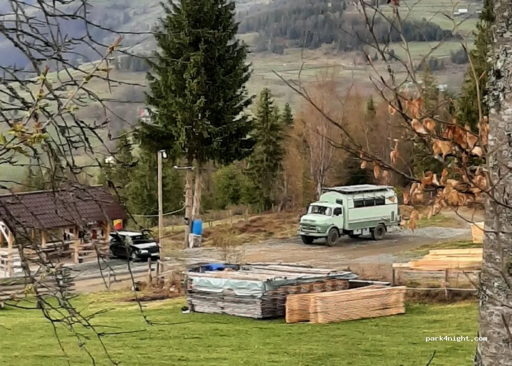 () Dealu Bajului - Unnamed Road — foto 3