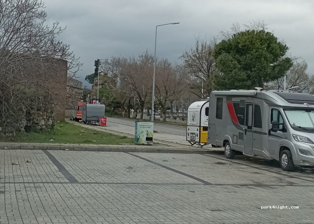 (16860)  - Spandau Bulvarı — foto 4