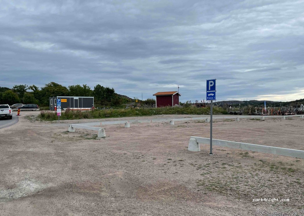 (456 61)  - 1B Lökholmsvägen — foto