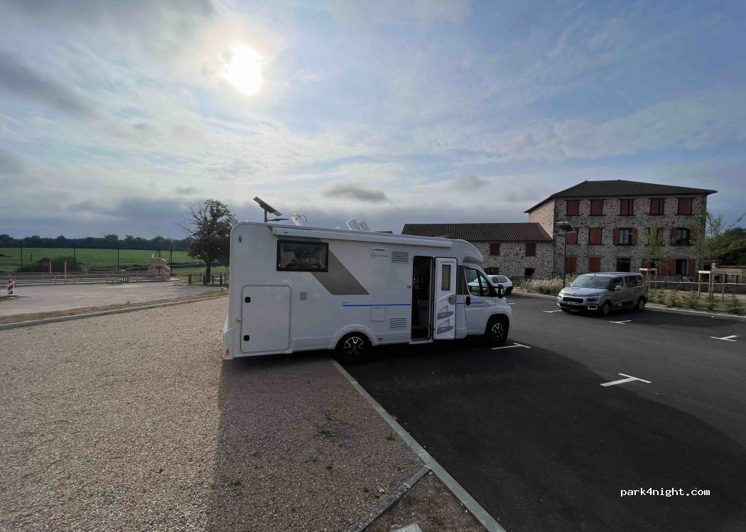 (87260) Saint-Hilaire-Bonneval - Le Boucheron — foto 2