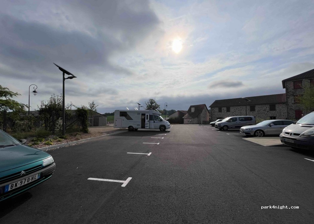 (87260) Saint-Hilaire-Bonneval - Le Boucheron — foto 3