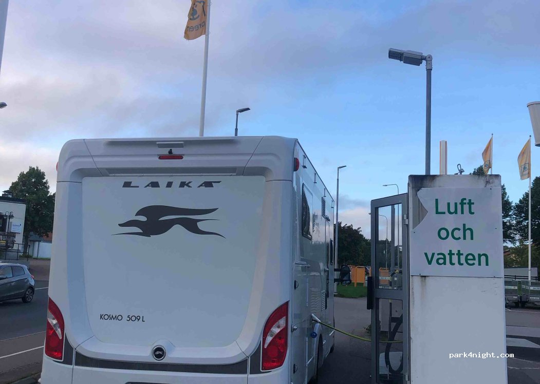 (595 40) Mjölby - 6 Ramstadgatan — foto