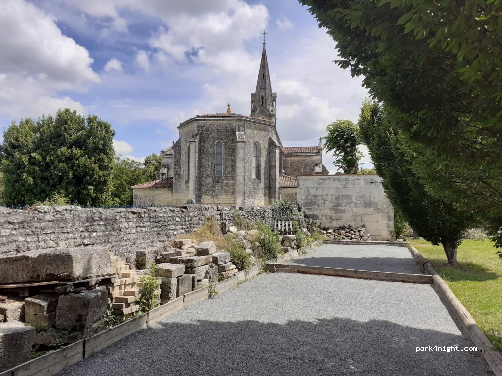 (17350) Crazannes - 12 Rue de Saintonge — foto