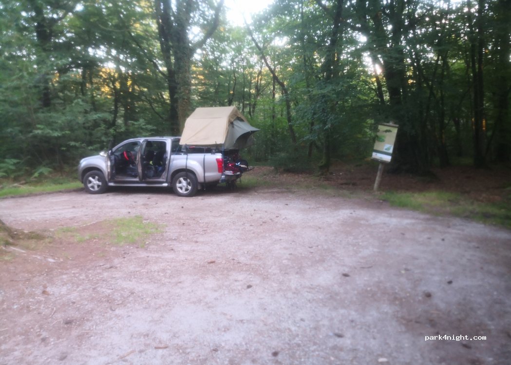 (56330) Camors - Unnamed Road — foto 2
