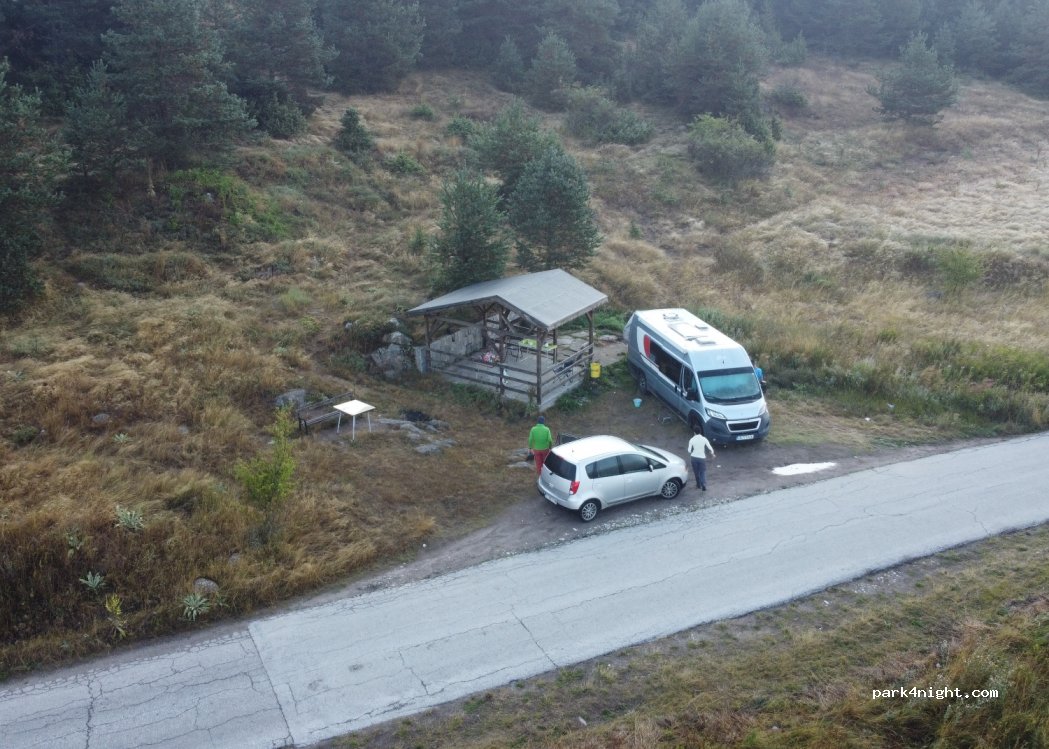 (4582) Ravnogor - Unnamed Road — foto 2