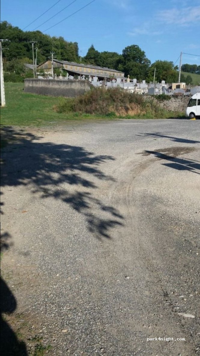 (12130) Sainte-Eulalie-d'Olt - La Calquière — foto 3