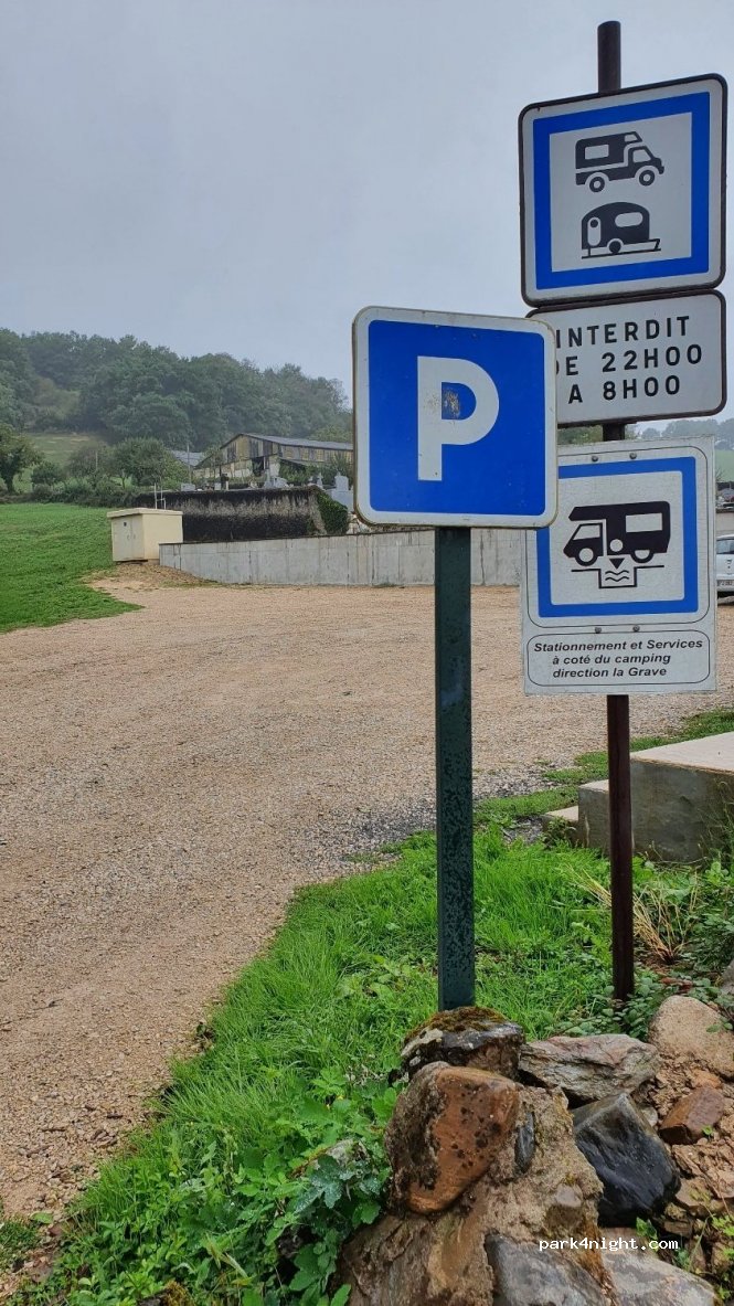 (12130) Sainte-Eulalie-d'Olt - La Calquière — foto 4