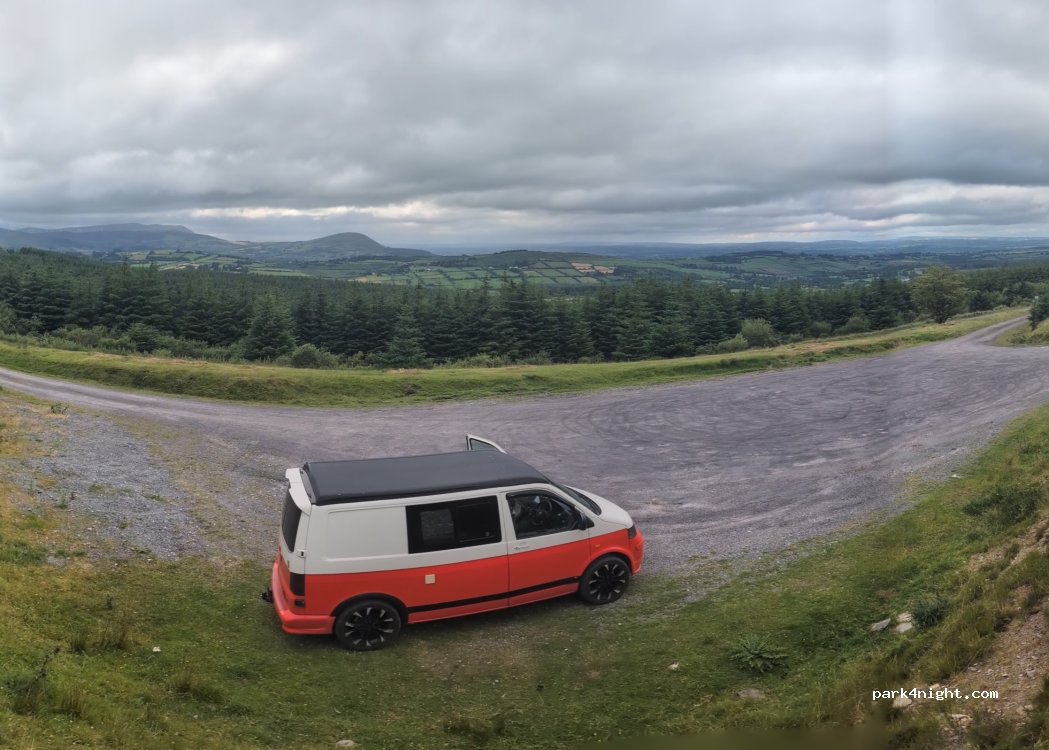 St. John's Well Rest Area — foto 4