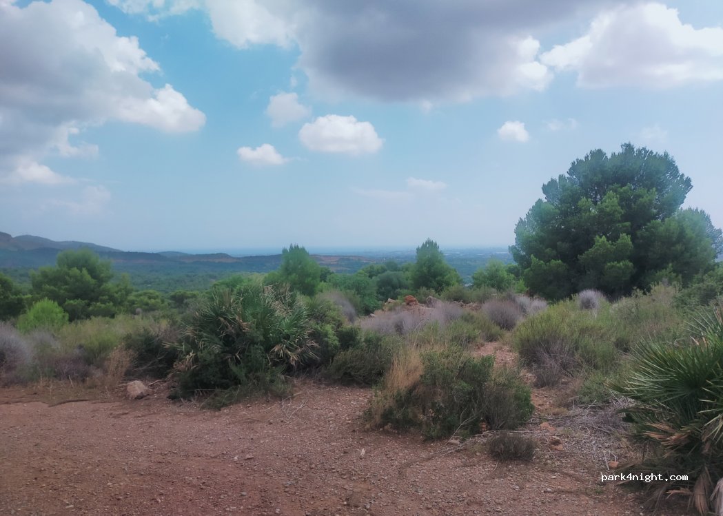 (46119) Nàquera - 294 Plaça Poligono 8 — foto 2