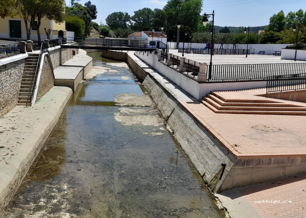(2070-397) Pontével - 13 Largo do Rio da Fonte — foto 3