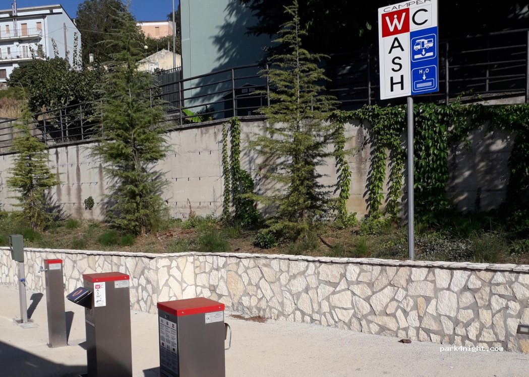 Area Sosta Camper Comunale Savignano Irpino — foto