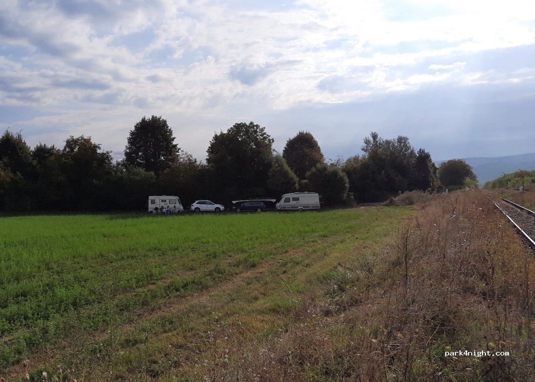 ()  - Unnamed Road — foto