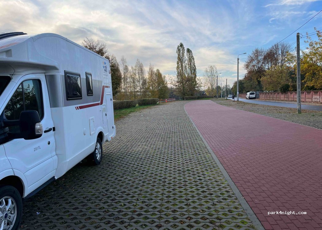 (95-010) Stryków - 16 Legionów — foto 3