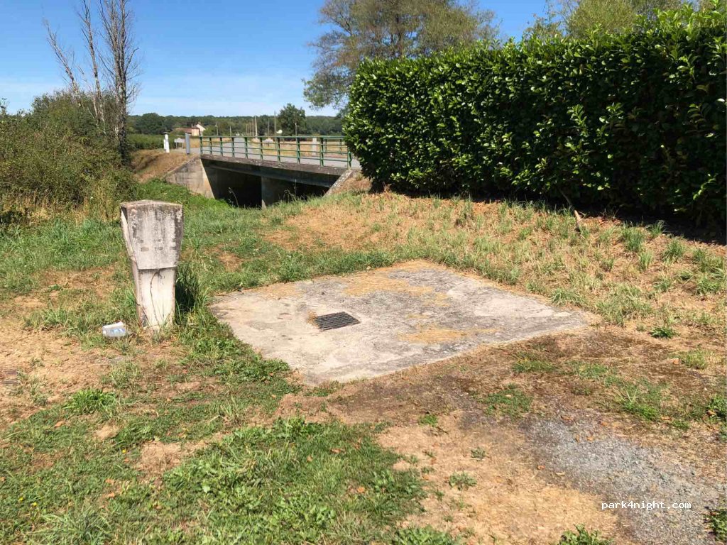 (58250) Rémilly - Le Bourg — foto 2