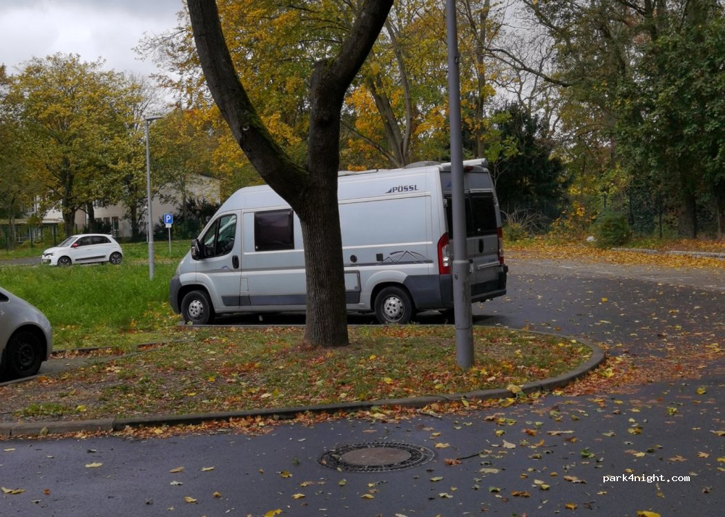 (12359) Berlin - 111 Parchimer Allee — foto 4
