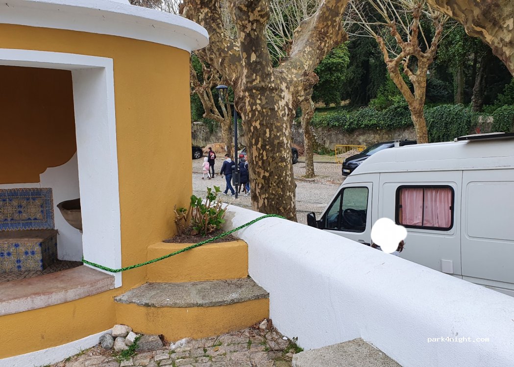 (2710-508) Sintra - 16 Praça Dom Fernando II — foto 3