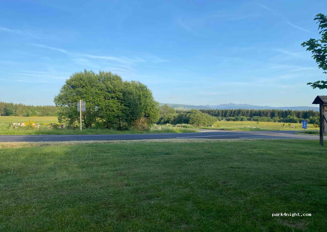 (63820) Saint-Julien-Puy-Lavèze - D82 — foto 2