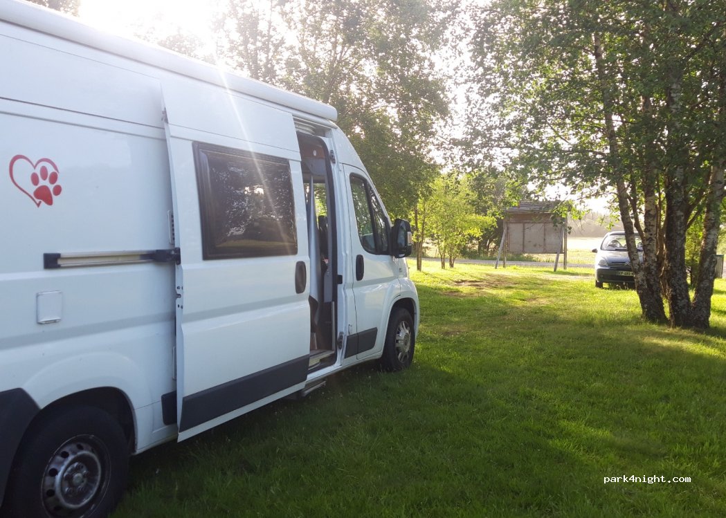 (63820) Saint-Julien-Puy-Lavèze - D82 — foto 3