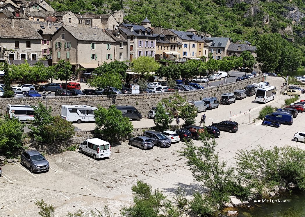 (48210) Sainte-Enimie - Rue du Front du Tarn — foto 5