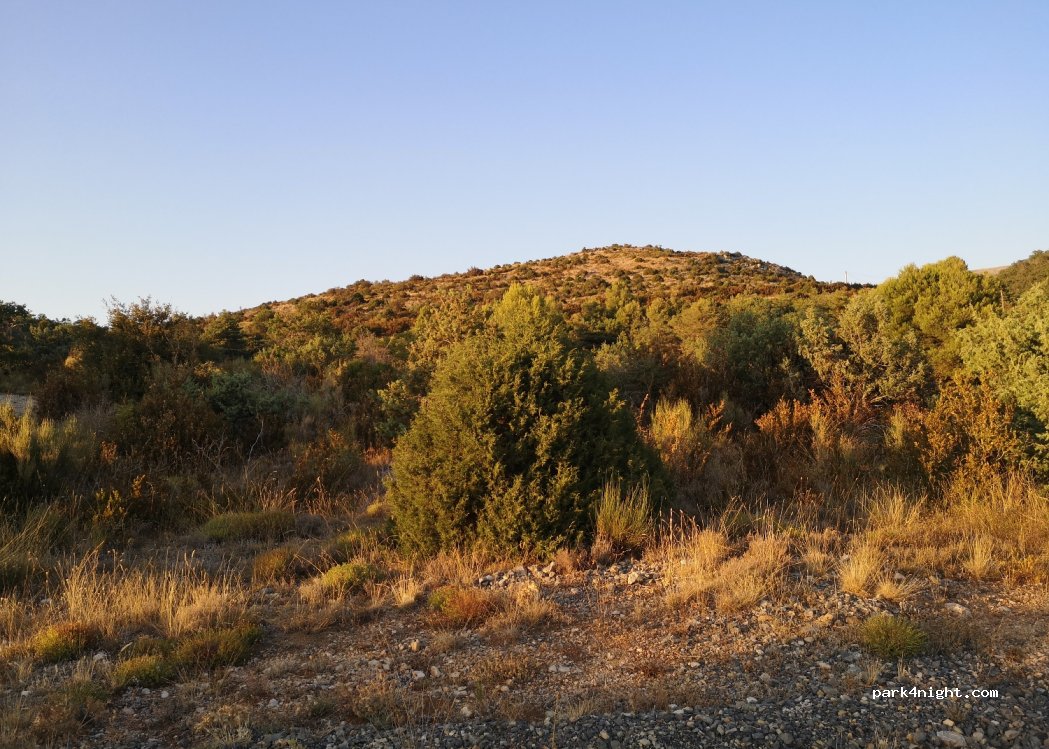 (04360) Moustiers-Sainte-Marie - Unnamed Road — foto