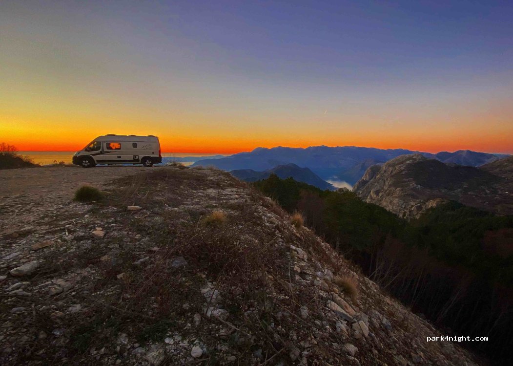 (81250) Cetinje - Unnamed Road — foto 3