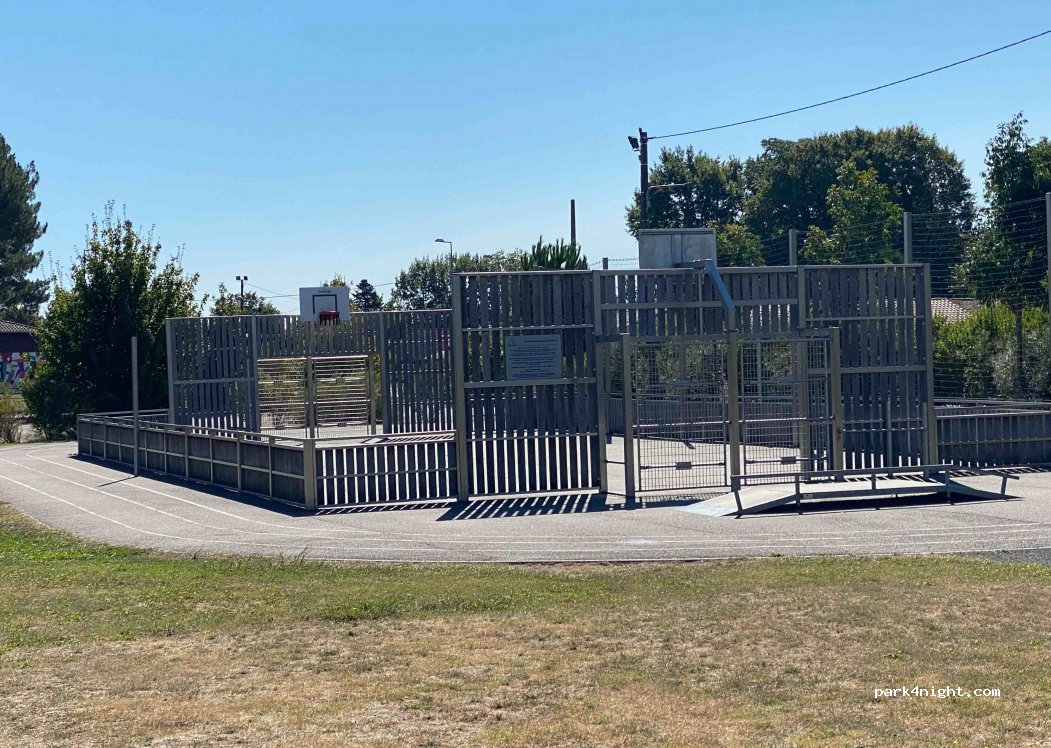 (33830) Belin-Béliet - 10 Avenue Plantagenêt — foto
