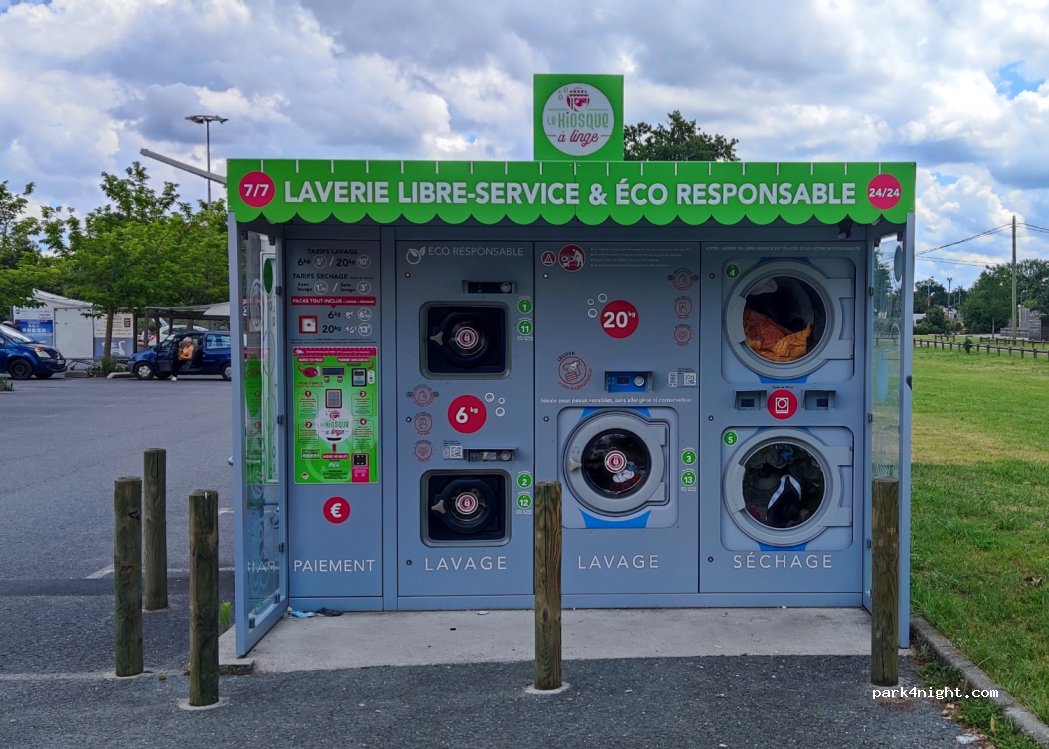 (33830) Belin-Béliet - 10 Avenue Plantagenêt — foto 4