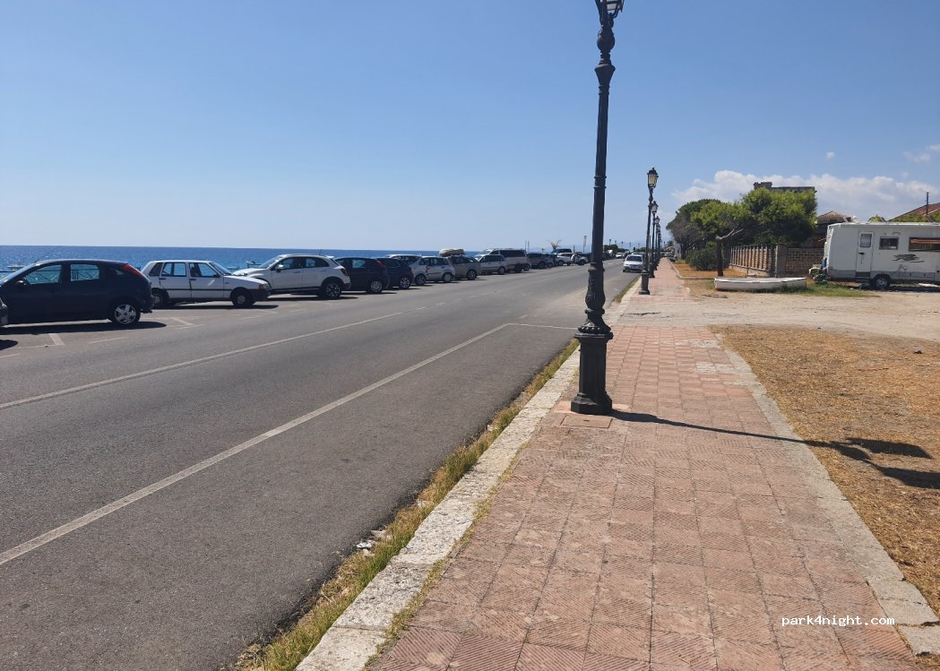 (89048) Siderno - 2 Via Cristoforo Colombo — foto 3