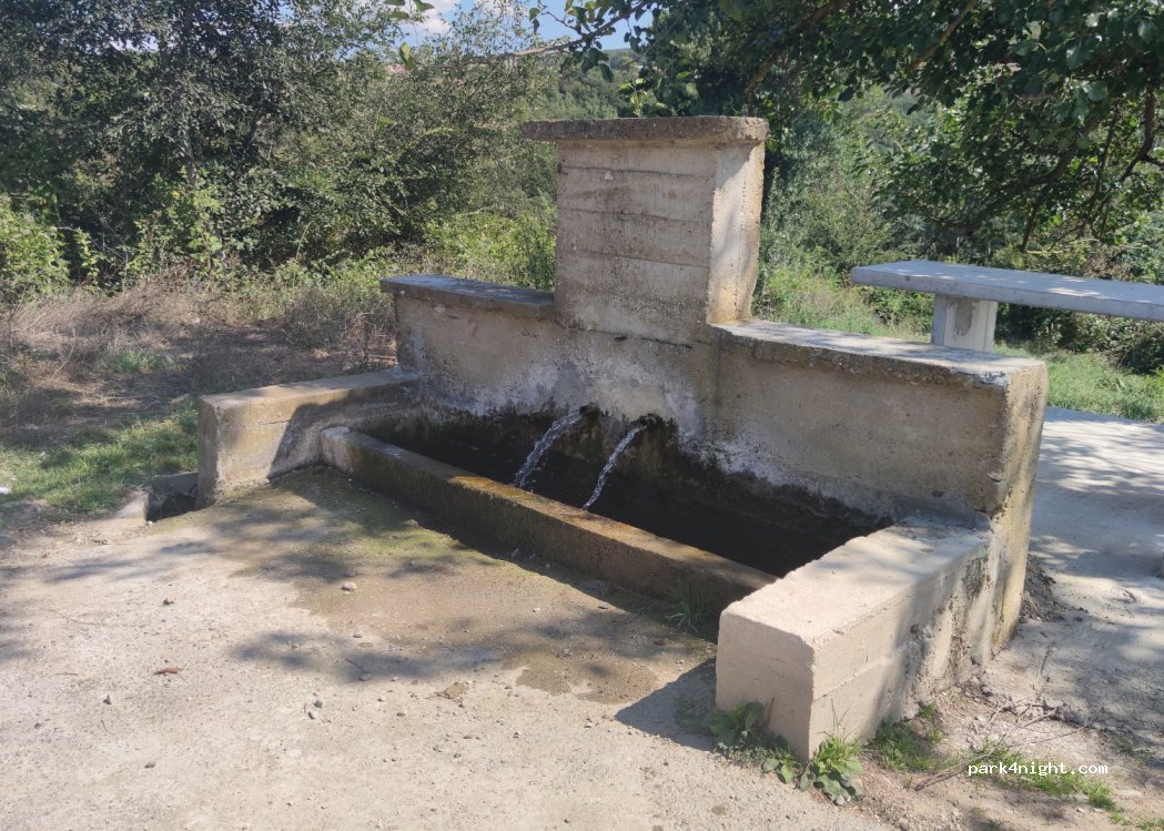 () Planinitsa - Unnamed Road — foto