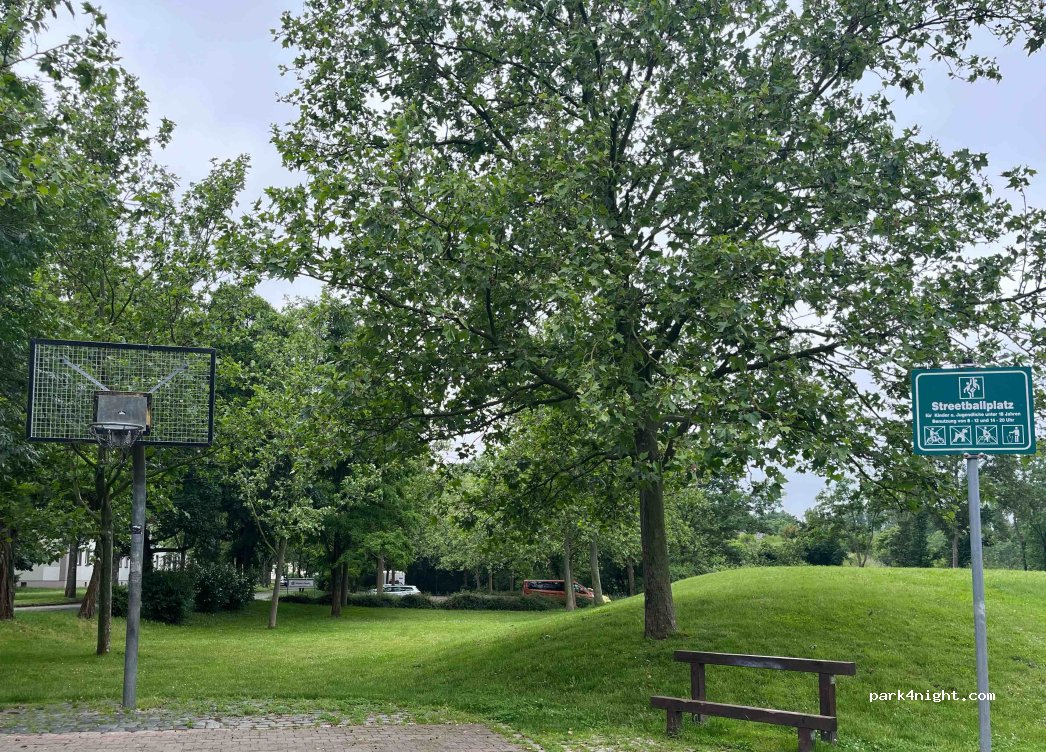 (06217) Merseburg - 60 Naumburger Straße — foto 2