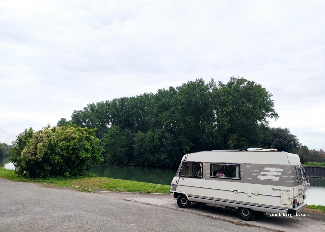 (02200) Venizel - 171 Chemin du Halage — foto