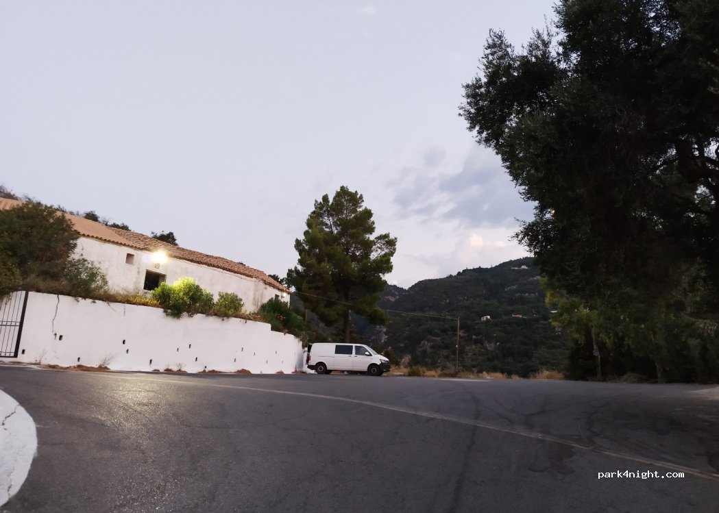 (490 83) Paleokastritsa - Unnamed Road — foto 3