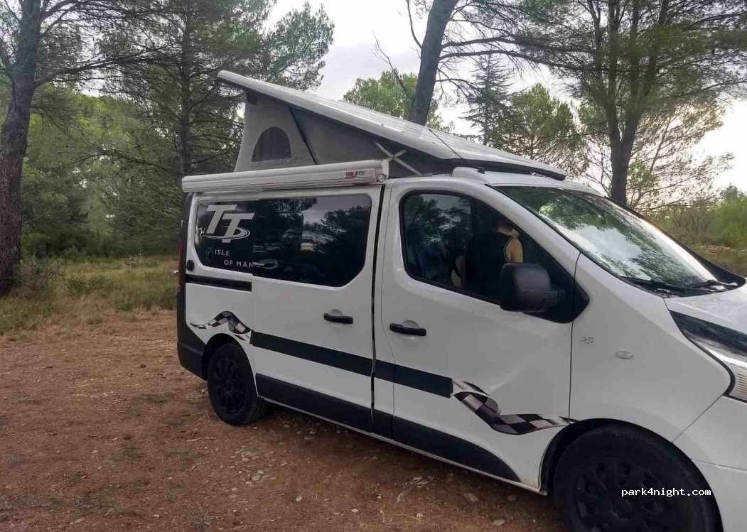(13410) Lambesc - Chemin du Salet — foto 3