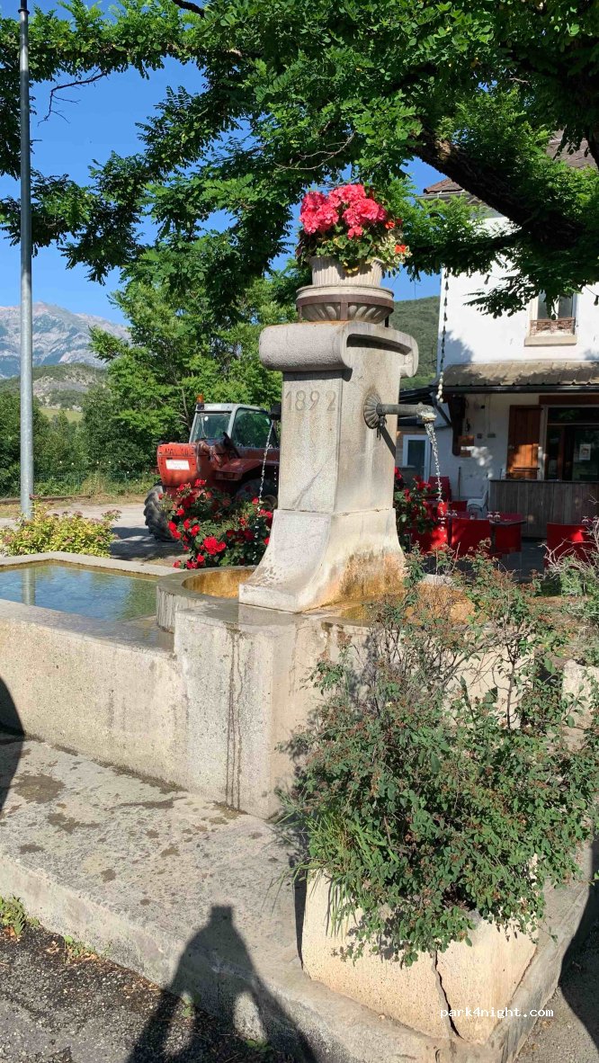 (04340) Ubaye-Serre-Ponçon - Le Village — foto 2
