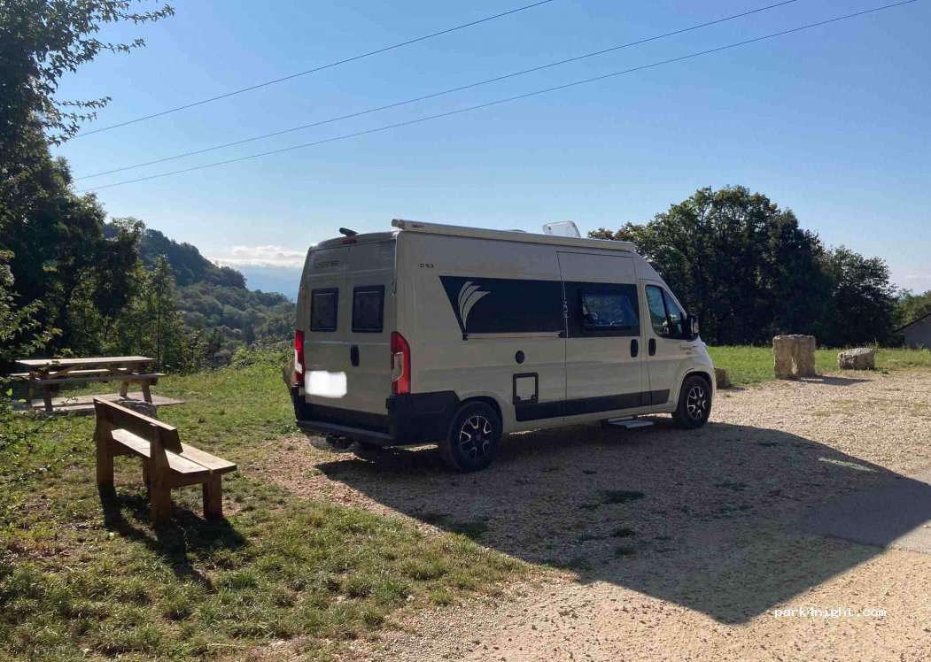 (01260) Valromey-sur-Séran - Unnamed Road — foto 2