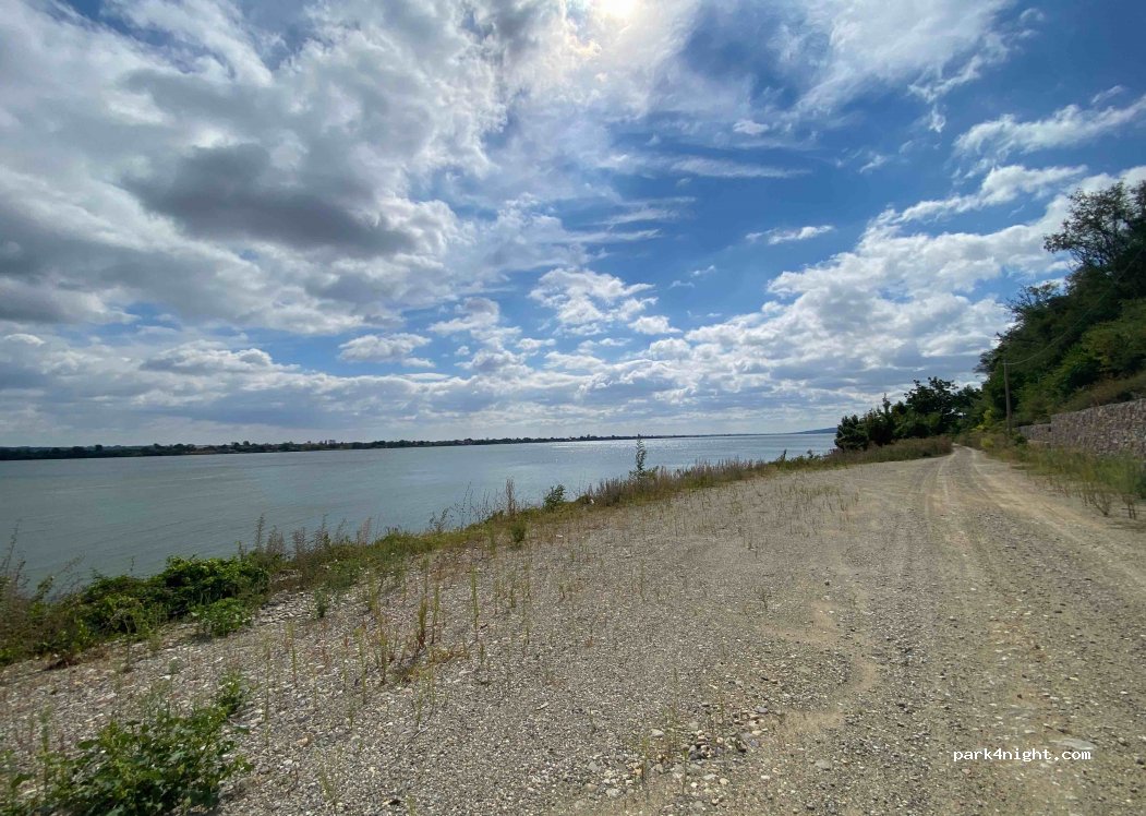 () Mihajlovac - Unnamed Road — foto