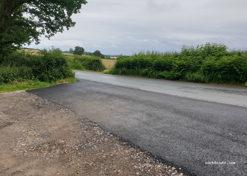 (YO7 2AW) Thirsk - Osgoodby Bank — foto 3