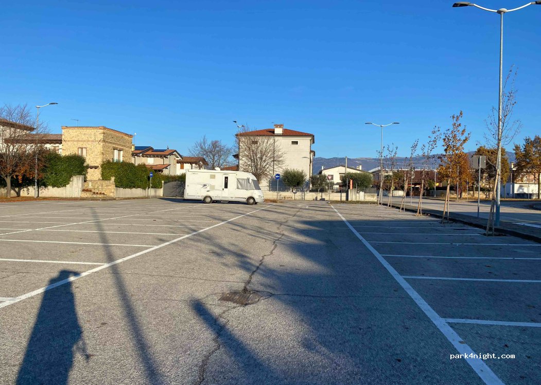 (36027) Rosà - 15-17 Via dei Fanti — foto 3