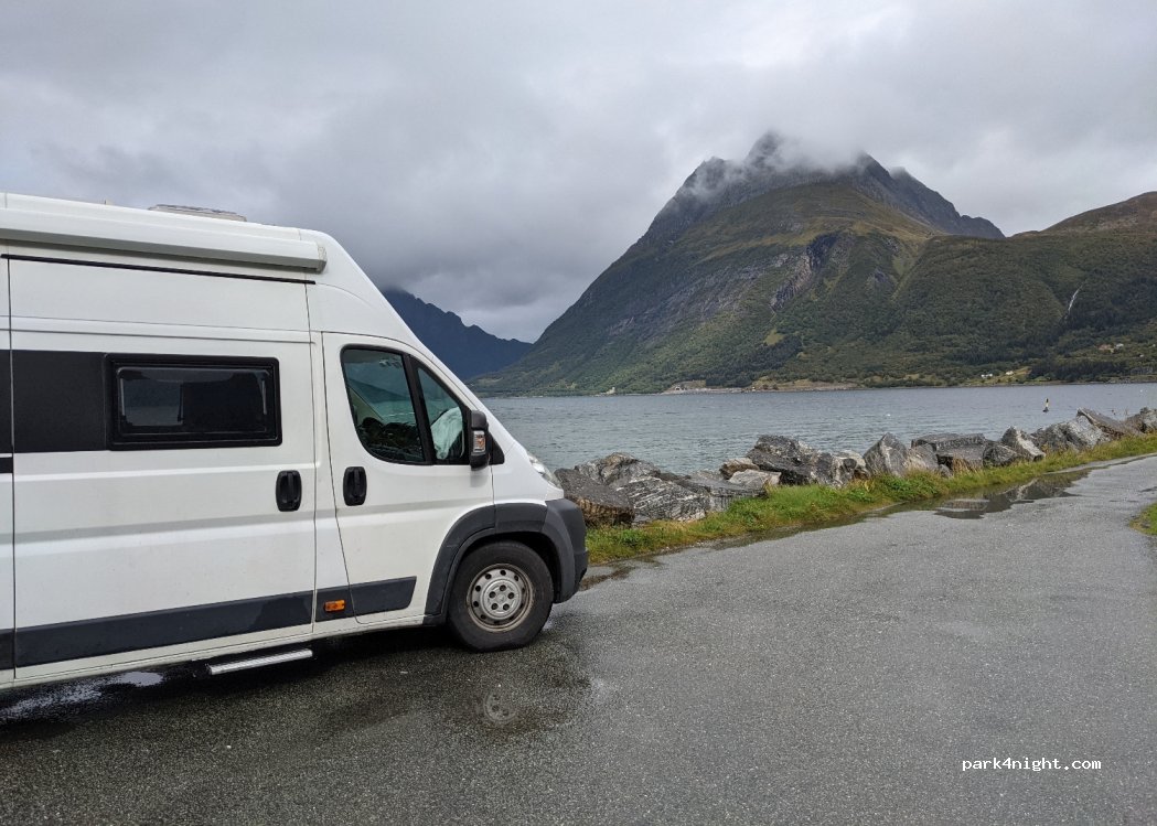 (8730) Bratland - 400 Aldersundveien — foto
