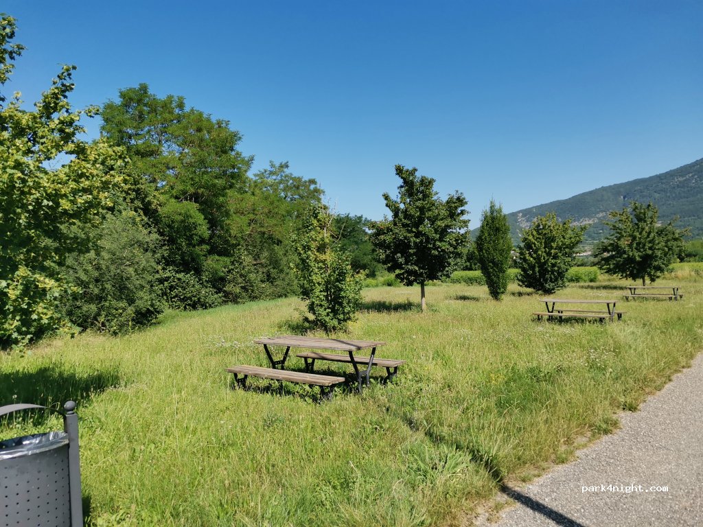 (37013) Bran - 274 Circonvallazione Bran — foto 2
