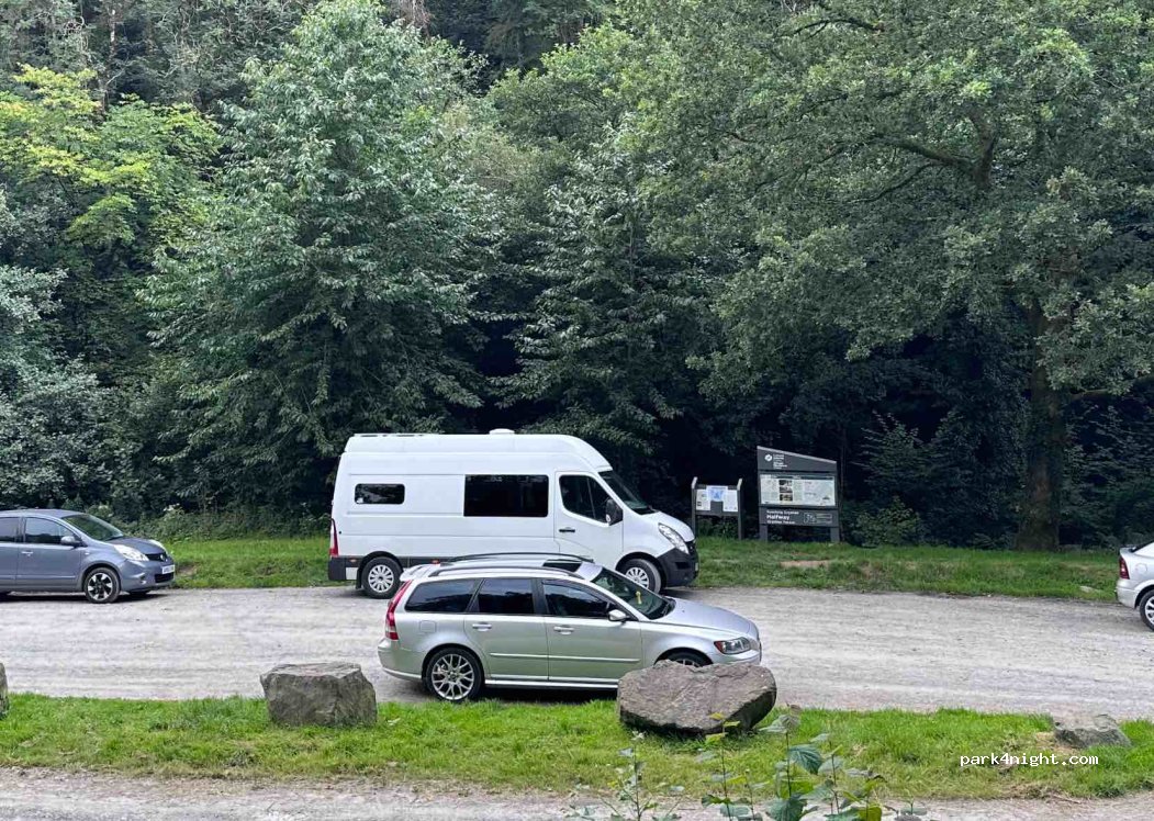 (SA20 0SE) Llandovery - Unnamed Road — foto 3