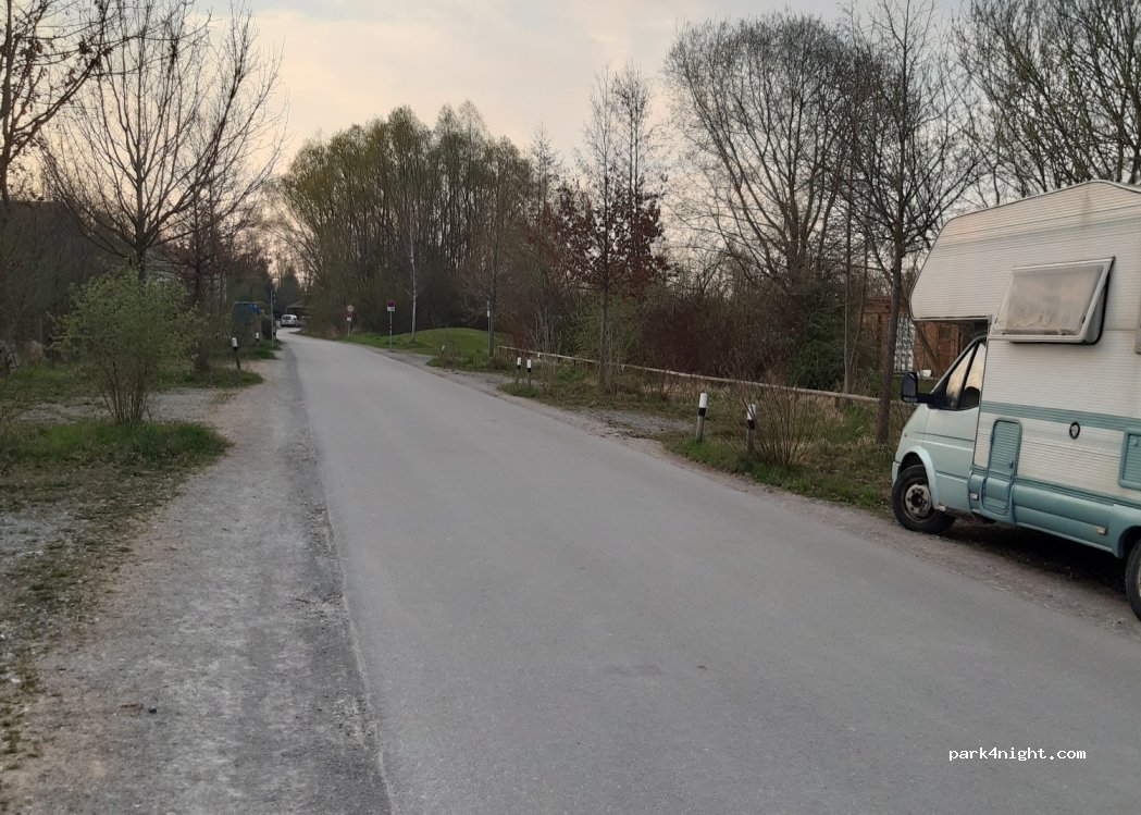 (83026) Rosenheim - 1 Moosbachstraße — foto 2
