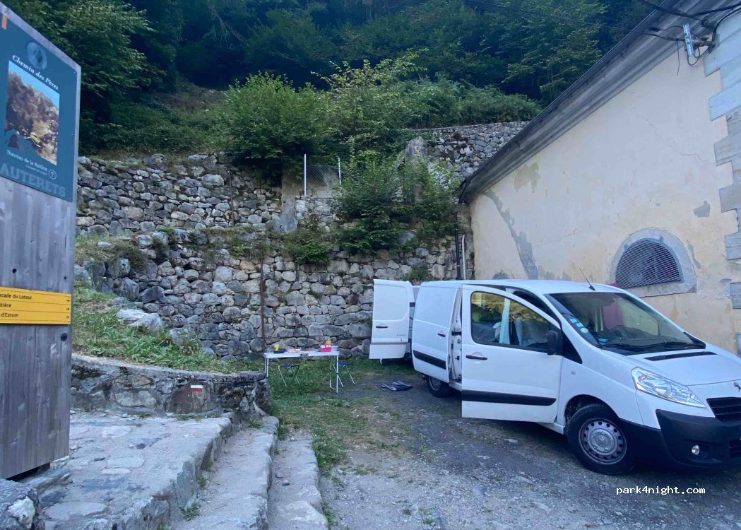 (65110) Cauterets - 3 Chemin Jean Beigbeder — foto 4