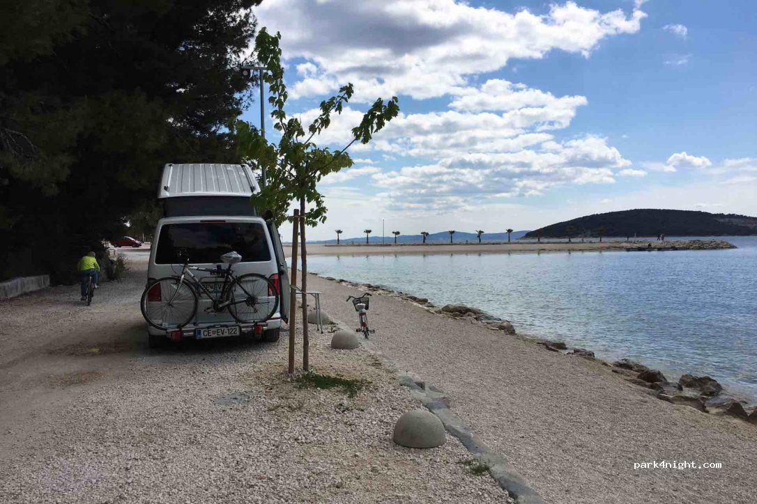 (21000) Split - 45B Šetalište Ivana Meštrovića — foto 2