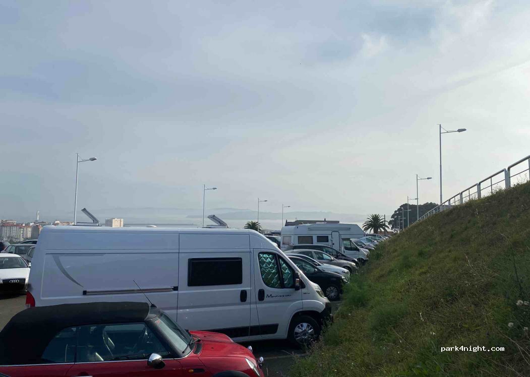(15009) La Coruña - 2 Rua Inés de Ben — foto 3