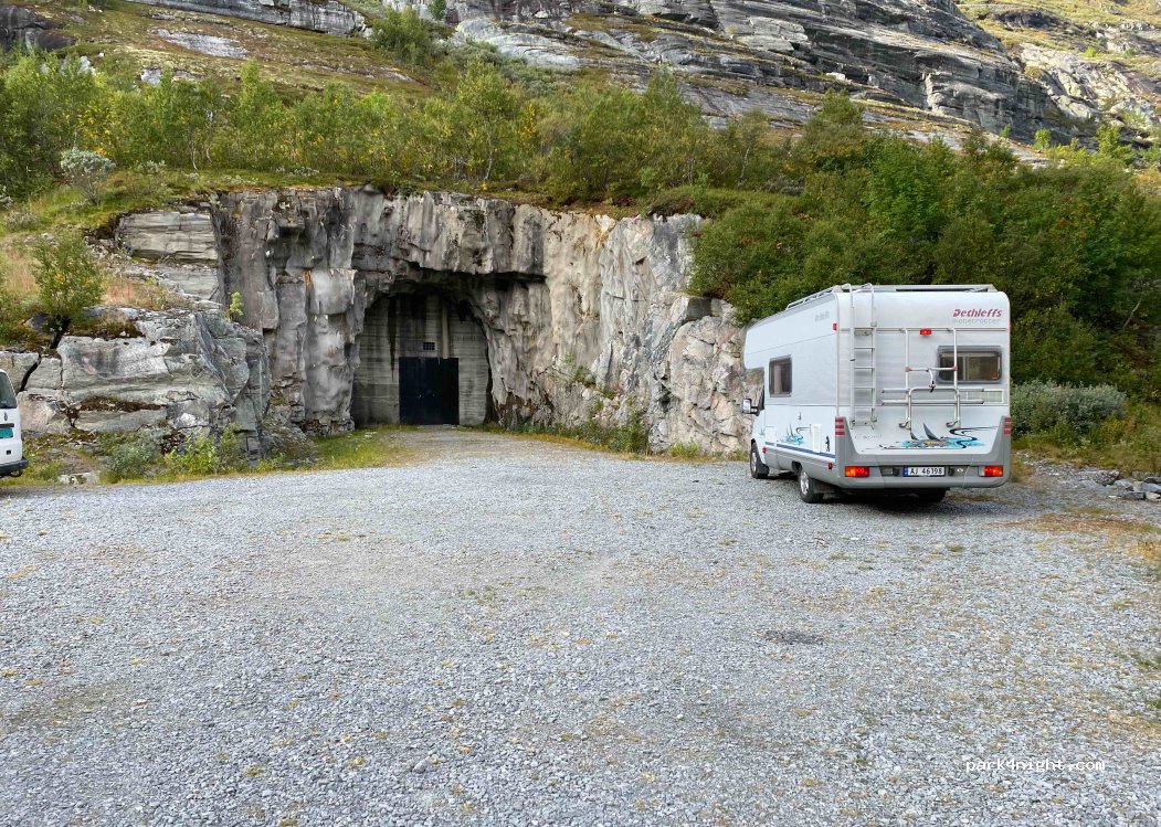 (6884) Øvre Årdal - 177-27 Tyinvegen — foto 2