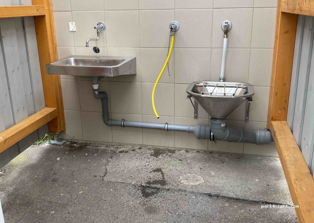 Wohnmobilstellplatz an der Vinzenz Therme in Bad Ditzenbach — foto 3
