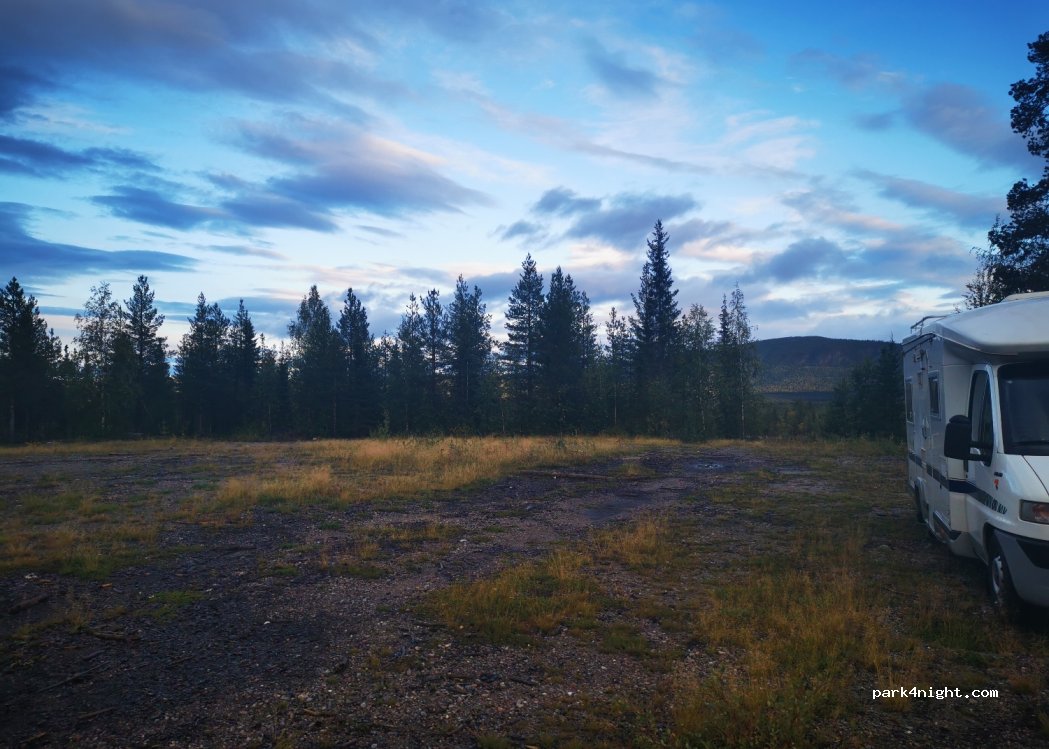 (962 99) Norrbotten - Unnamed Road — foto 2